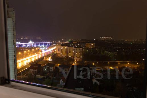 Huge apartment with view from the window, Almaty - apartment by the day