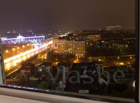 Huge apartment with view from the window, Almaty - apartment by the day
