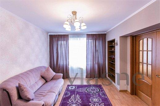 3-room apartment, Dostyk 117B, Almaty - apartment by the day