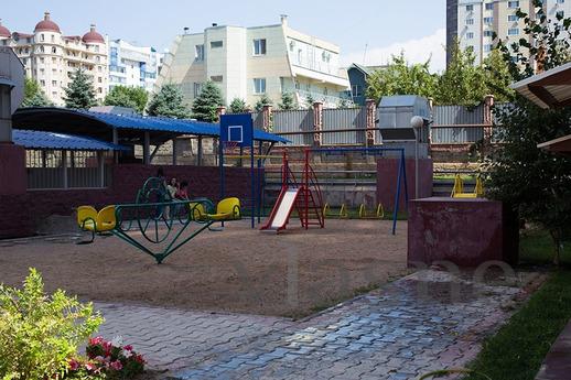 2 комнатная,Алматы, Бальзака 8Д /12, Алматы - квартира посуточно