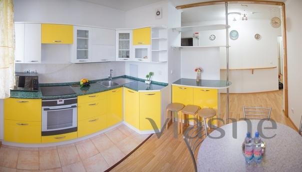 2 bedroom, Rozybakiev 289/1 (77), Almaty - apartment by the day