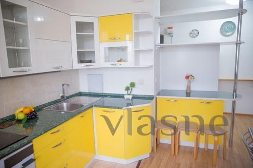 2 bedroom, Rozybakiev 289/1 (77), Almaty - apartment by the day