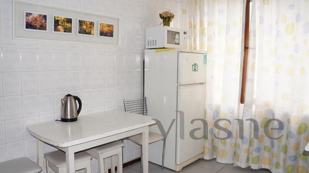 2-bedroom apartment, Almaty - apartment by the day