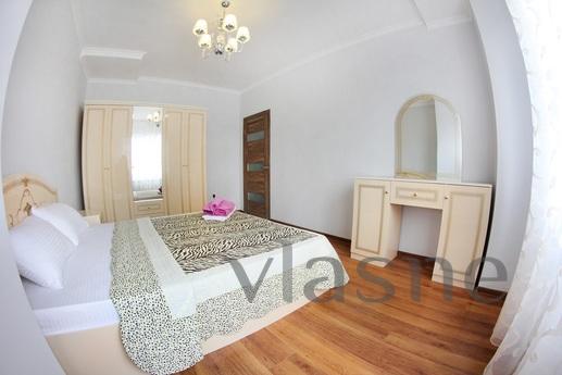 2 bedrooms for rent - Mega tower, Алмати - апартамент за нощувки
