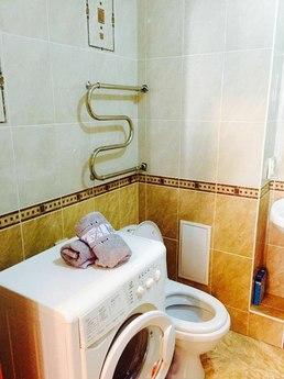 1-bedroom apartment, Sarayshyk, Astana - apartment by the day