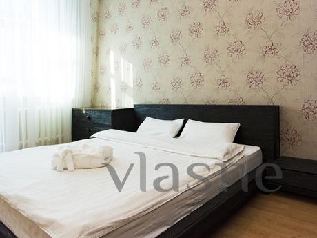 Sunny 3-bedroom apartment in Diplomat, Astana - apartment by the day