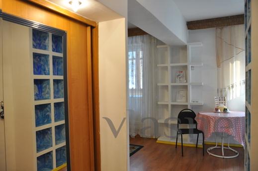 1 bedroom apartment for rent, Almaty - apartment by the day