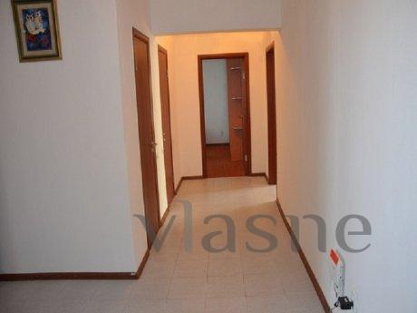 Rent apartment near the lake Sayran, Алмати - апартамент за нощувки

