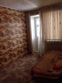 1 комнатная квартира на Боулинге, Караганда - квартира посуточно