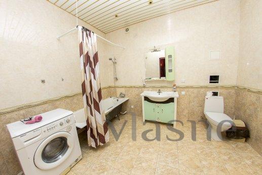 Light, comfortable, clean, Астана - апартамент за нощувки
