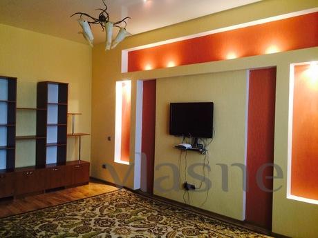 Short term rent of luxurious 2-bedroom apartment in 