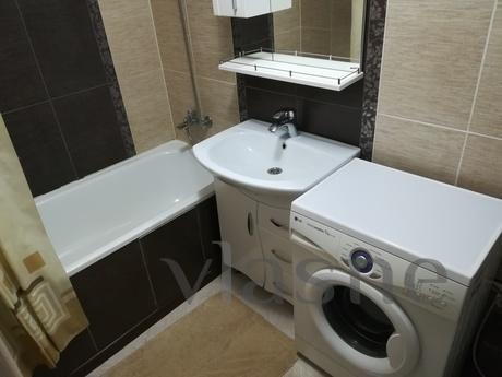 ЛЮКСОВАЯ квартира в центре Караганды, Караганда - квартира посуточно