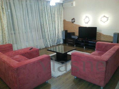 Apartment in Almaty. 2 bedroom, Almaty - apartment by the day