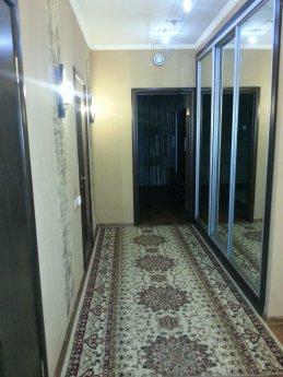 Apartment in Almaty. 2 bedroom, Almaty - apartment by the day