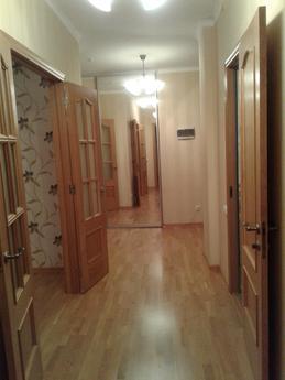 3 bedroom apartment for rent, Astana - apartment by the day