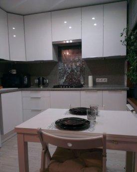 2-bedroom apartment, Almaty - apartment by the day