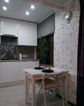 2-bedroom apartment, Almaty - apartment by the day