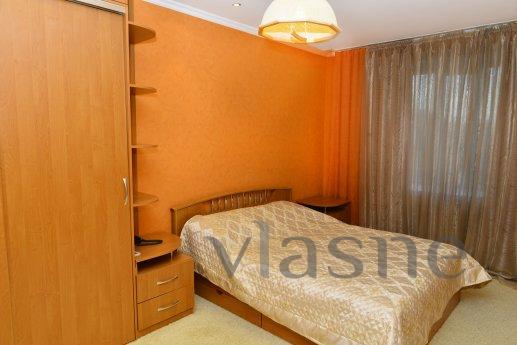 4-bedroom apartment, Almaty - apartment by the day