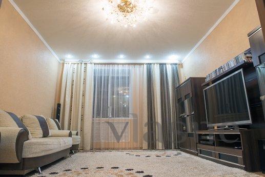 Excellent treshka, 65 m2 3  5 center, all amenities. 6 beds.