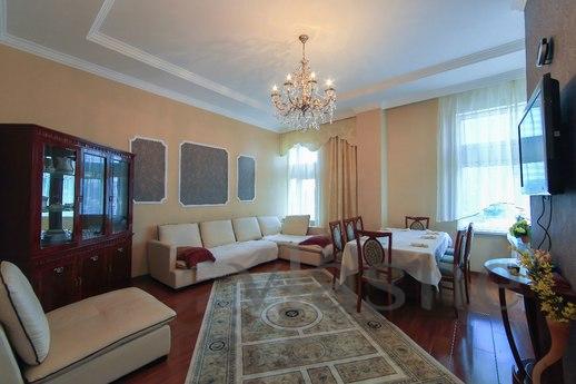 2 bedroom apartment on Kunaeva 12/2, Астана - апартамент за нощувки
