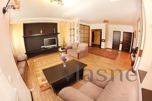 3-bedroom luxury apartment in MegaAlmaty, Almaty - apartment by the day