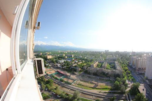 3-bedroom luxury apartment in MegaAlmaty, Almaty - apartment by the day