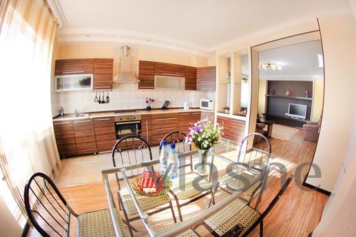 3-bedroom luxury apartment in MegaAlmaty, Almaty - apartment by the day