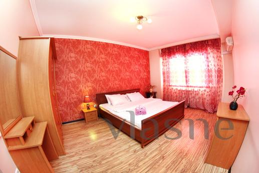 3-bedroom luxury apartment in MegaAlmaty, Almaty - apartment by the day