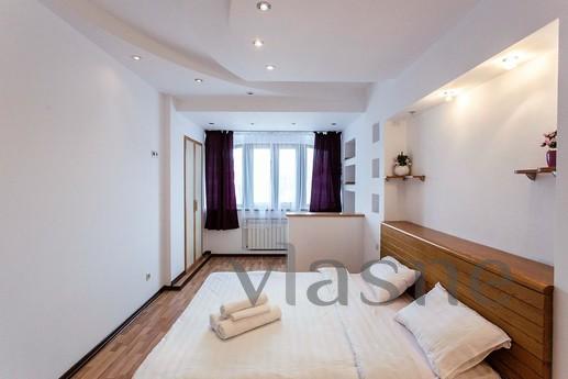 2 bedroom luxury apartment New Square, Алмати - апартамент за нощувки
