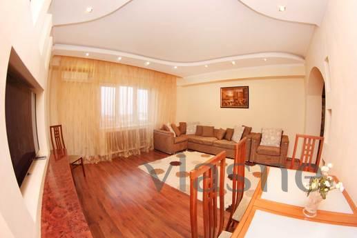 Lovely apartment in the heart of Almaty, Almaty - apartment by the day