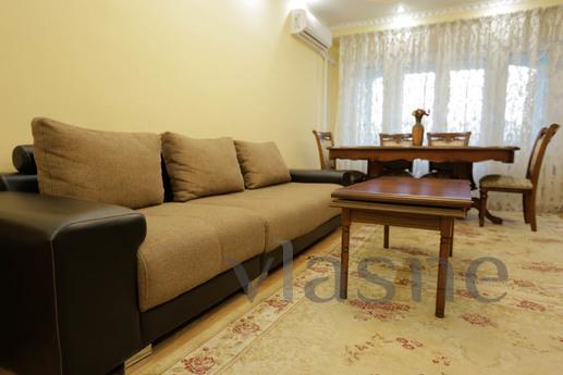 Lovely apartment in the heart of Almaty, Алмати - апартамент за нощувки
