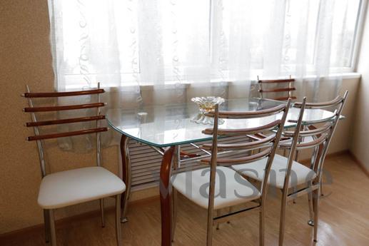 Lovely apartment in the heart of Almaty, Алмати - апартамент за нощувки
