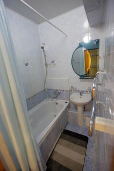 Lovely apartment in the heart of Almaty, Алмати - апартамент за нощувки
