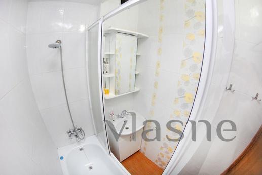 Bright apartment in the heart of Almaty, Алмати - апартамент за нощувки
