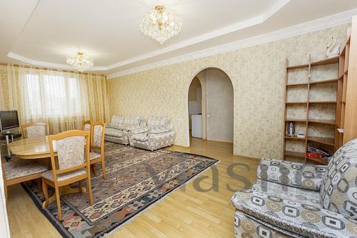 Cosy 3-room apartment. in LCD Nomad dail, Astana - apartment by the day