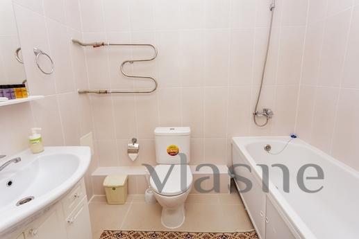 New and spacious 2-bedroom apartment, Астана - апартамент за нощувки
