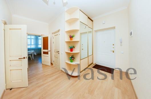 New and spacious 2-bedroom apartment, Astana - apartment by the day