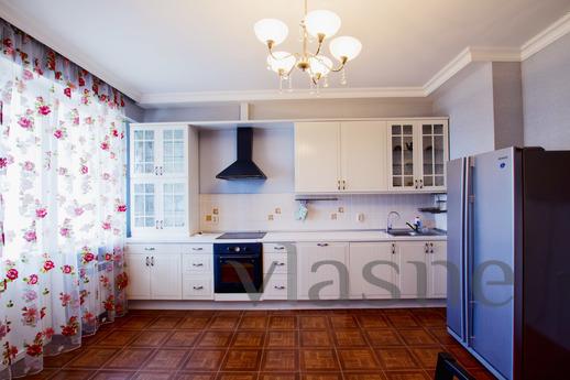 Beautiful apartment in the heart, Астана - апартамент за нощувки
