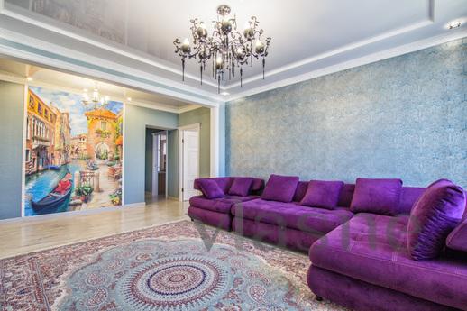 Excellent 3 bedroom apartment, Astana - apartment by the day