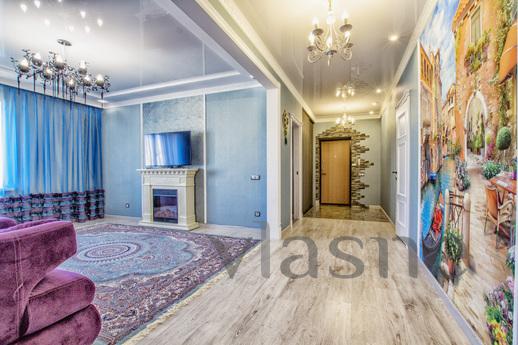 Excellent 3 bedroom apartment, Астана - апартамент за нощувки
