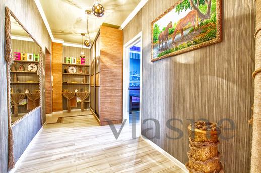 Interesting 3 rooms. In Astana (Expo), Астана - апартамент за нощувки
