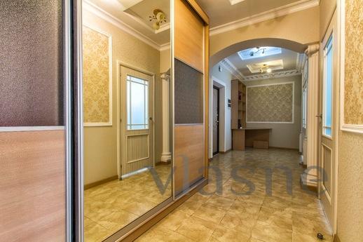 Люксовые апартаменты в ЖК Нурсая, Астана - квартира посуточно