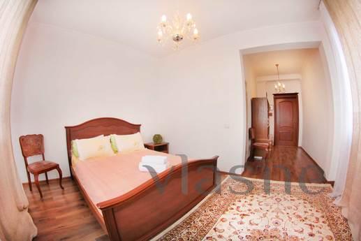 Apartments in the center of ALMATY !!!, Алмати - апартамент за нощувки
