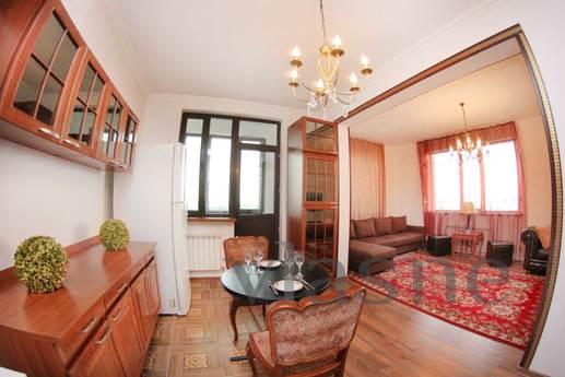 Apartments in the center of ALMATY !!!, Алмати - апартамент за нощувки

