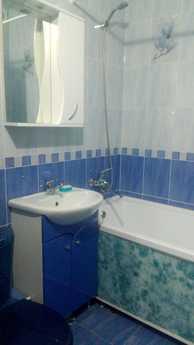 Rent an improved apartment in micro dist, Алмати - апартамент за нощувки
