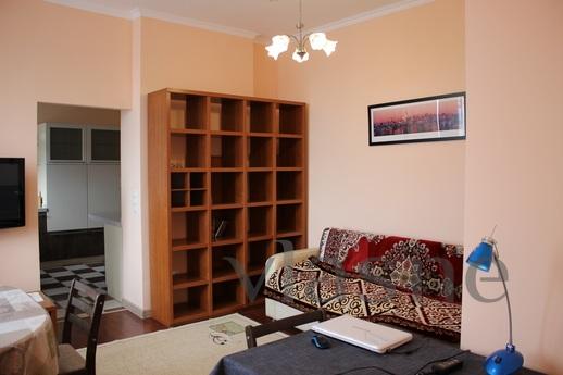 Tow bedroom apartment in Akzhayuk comple, Astana - apartment by the day