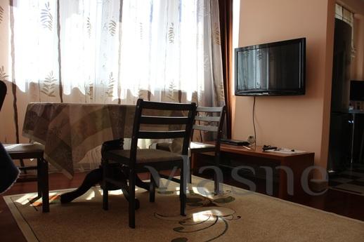 Tow bedroom apartment in Akzhayuk comple, Astana - apartment by the day