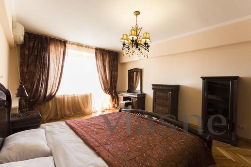 Daily rent of Aytekebi 83, Almaty - apartment by the day