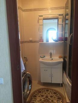 Rent 3-room apartment near Bayterek, Астана - апартамент за нощувки
