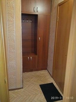 Посуточно 1-комнатная, Ержанова, 46., Караганда - квартира посуточно